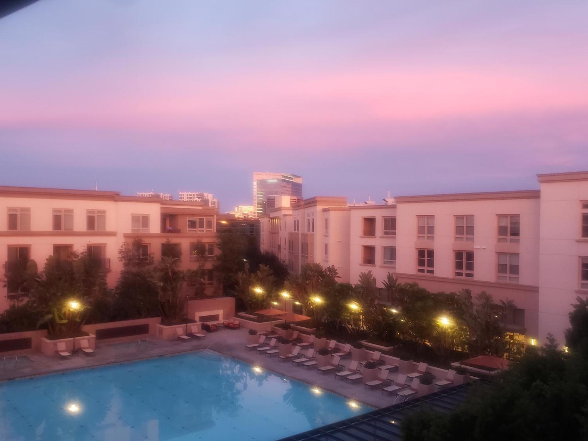 Penthouse Dreams Apartment เออร์ไวน์ ภายนอก รูปภาพ